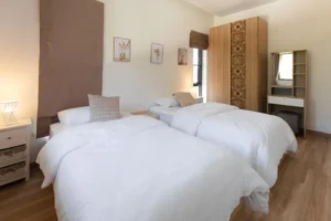 sleep shot pool villa 4